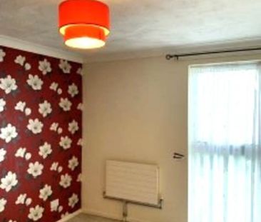 1 bedroom Flat - Hopton Road, Stevenage - Photo 1