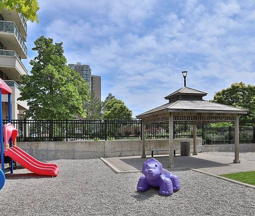 For Lease - 1359 Rathburn Road Unit# 1611, Mississauga, Ontario - Photo 4