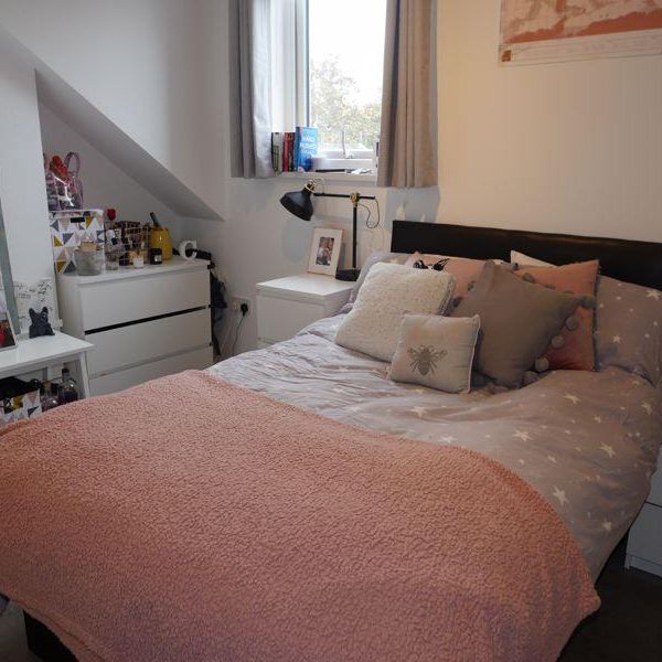 3 bedroom apartment to rent - Photo 1