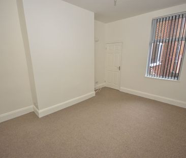 2 bed flat to rent in East Stevenson Street, South Shields, NE33 - Photo 3