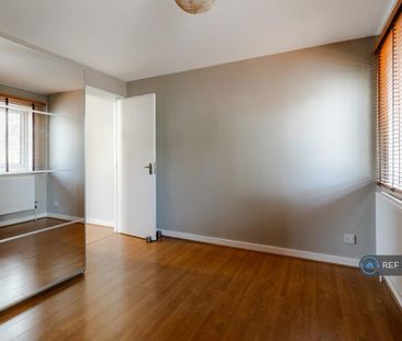 2 bedroom end of terrace house to rent - Photo 6