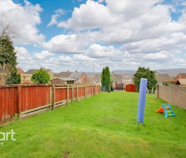 2 bedroom semi-detached house to rent - Photo 2