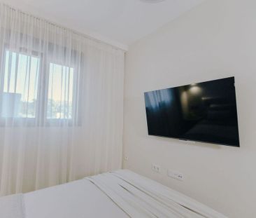 2 room luxury Apartment for rent in Estepona, Spain - Photo 6