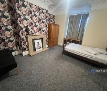 6 bedroom terraced house to rent - Photo 5
