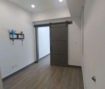 For Lease - 1213 Dundas Street Unit# Upper N, Toronto, Ontario - Photo 1