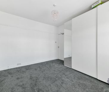 Manor Way, Mitcham, CR4 - Photo 4
