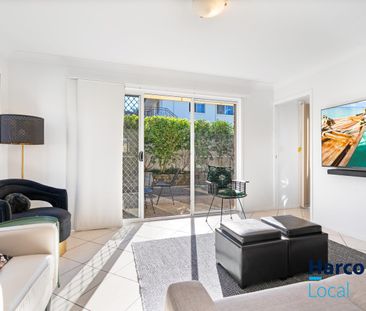 Convenient & Contemporary Townhouse! - Photo 1