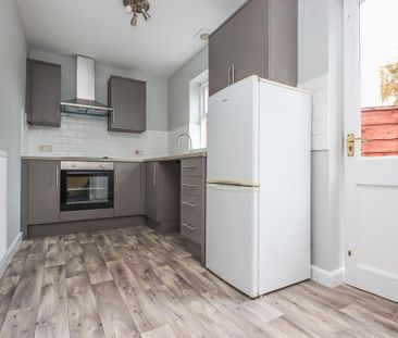 2 bedroom terraced house to rent - Photo 6