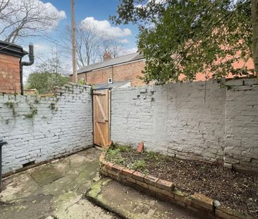 2 bedroom terraced house to rent - Photo 6