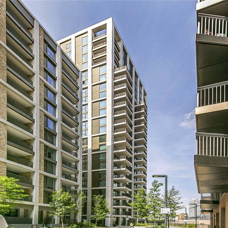 Palmer Road, London, SW11 4GG - Photo 1