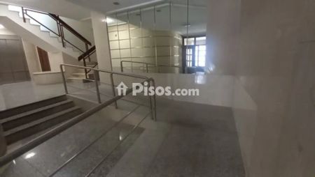 Apartamento en alquiler en Calle Imperial, 15 - Photo 4