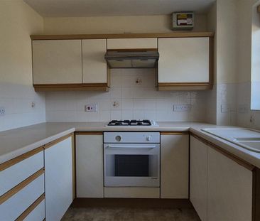 Grantham Close, Belmont - Photo 3