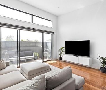 5/96 Grange Road, Alphington - Photo 2