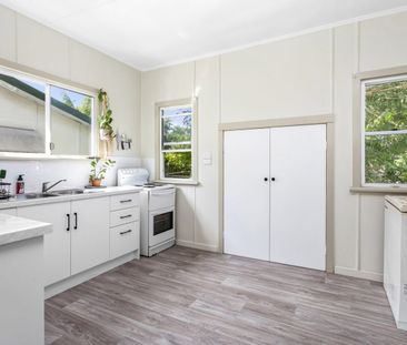 Move-In Ready 3-Bedroom Home in the Heart of Berserker - Photo 5