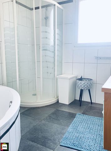 Location Appartement 3 pièces 79m² VILLERS LA MONTAGNE 54920 - Photo 2