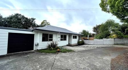 New year = New house - Photo 5