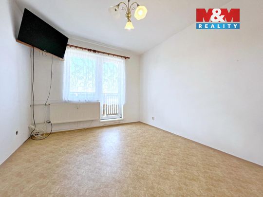 Pronájem bytu 1+1 33 m² - Photo 1