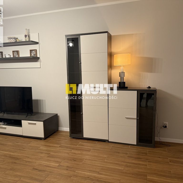 Stare Miasto ustawna kawalerka 44 m2 ,piwnica ! - Photo 1