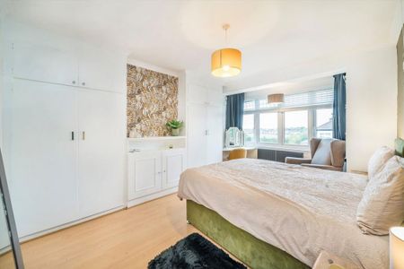 3 bedroom terraced house to rent - Photo 5