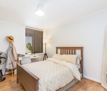 Charming & Spacious Unit / Homette - Photo 5