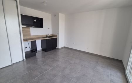 Location Appartement P2 Castelnau-le-lez - Photo 4