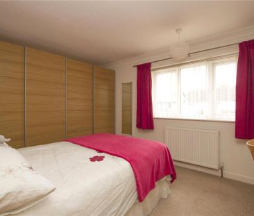 2 bedroom house to rent - Photo 2