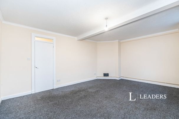 2 bedroom apartment to rent Lodge Road, Southampton, SO14 - Photo 1