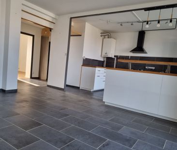 Location Appartement 3 pièces 67m² ST LAURENT DE MURE 69720 - Photo 5