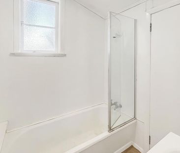 Tidy 2 bedroom rental in Manurewa! - Photo 1