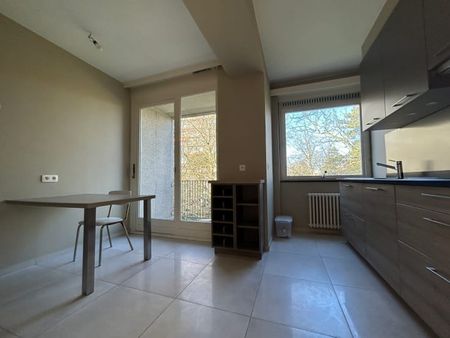 Appartement te huur - Foto 4