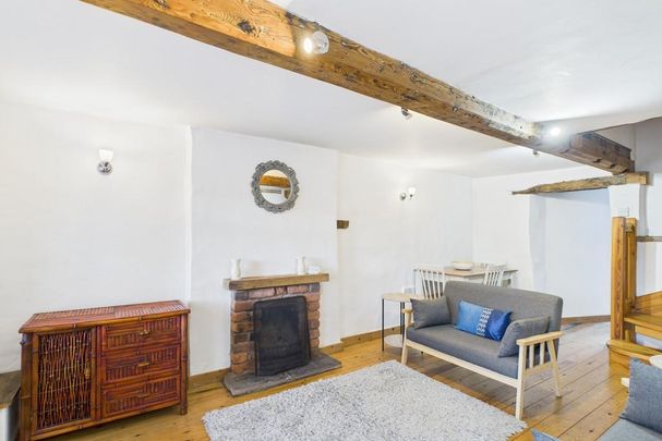 2 bedroom terraced house to rent - Photo 1