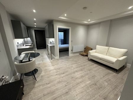 The Vera Mitchell Building, Leicester, LE2 - Photo 2