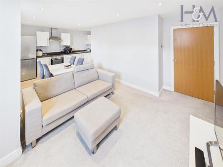 2 bedroom apartment to rent - Photo 2