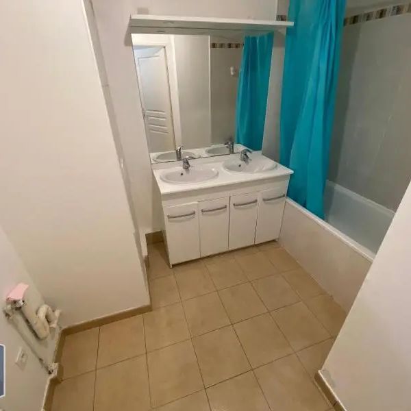 Appartement à louer 3 pièces 62.15m² - Photo 1