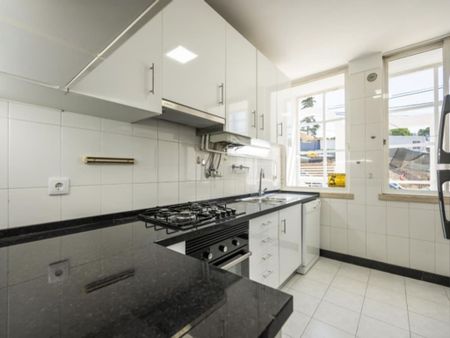 3 room luxury Apartment for rent in Cascais e Estoril, Portugal - Photo 5