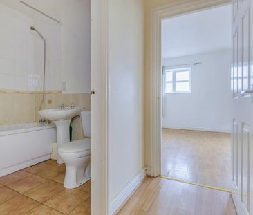 2 bedroom maisonette to rent - Photo 2