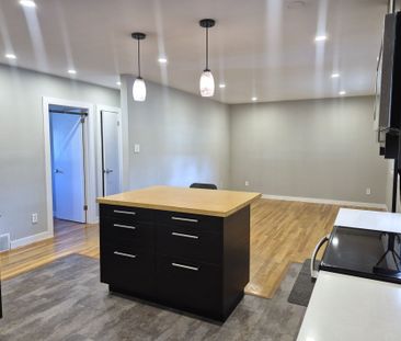 For Lease - 2529 ROMAN Avenue Unit# A, Britannia Heights - Queenswa... - Photo 6