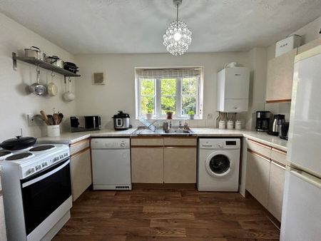 Tollgate hill 1 bedroom maisonette to rent - Photo 4