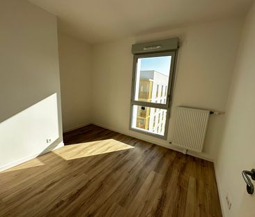 Location Appartement 3 pièces 64m² - Photo 5