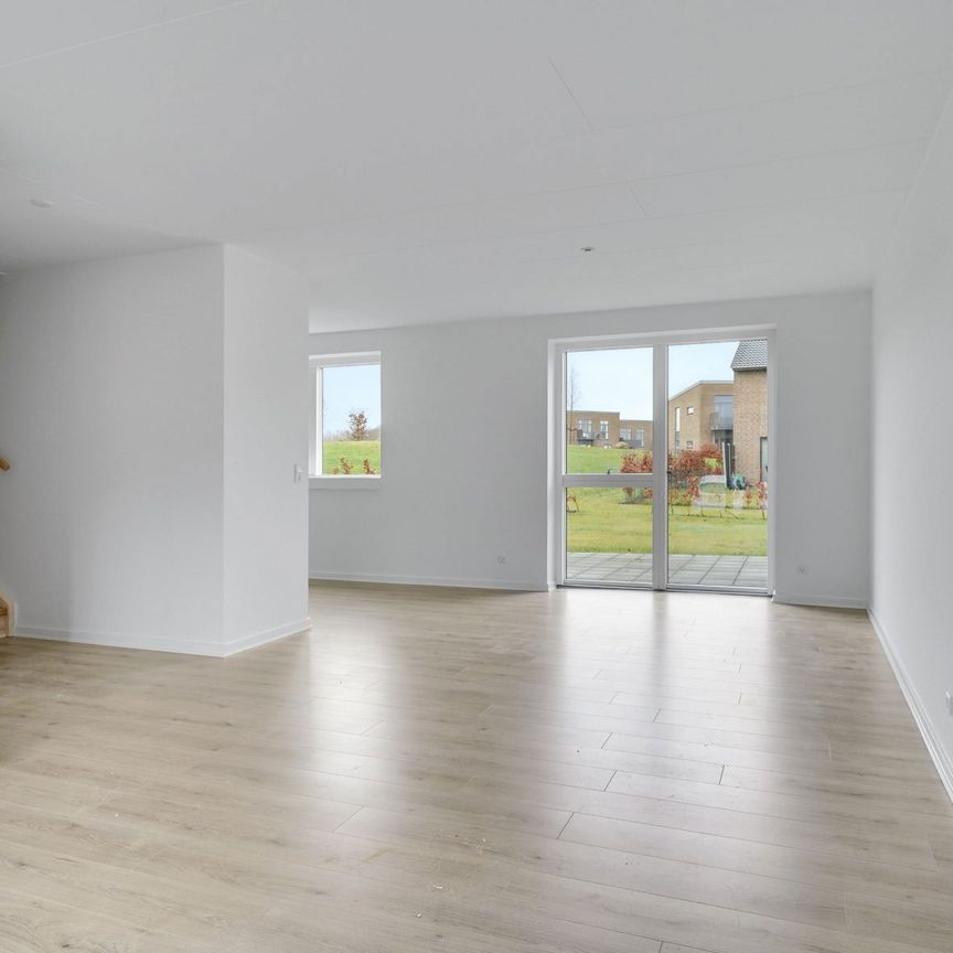 Pilevangen 61, 8355 Solbjerg - Foto 1