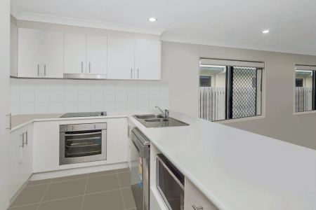 62 Biscayne Street, - Photo 5