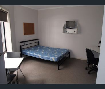 208/133 Droop Street, Footscray, Vic 3011 - Photo 2