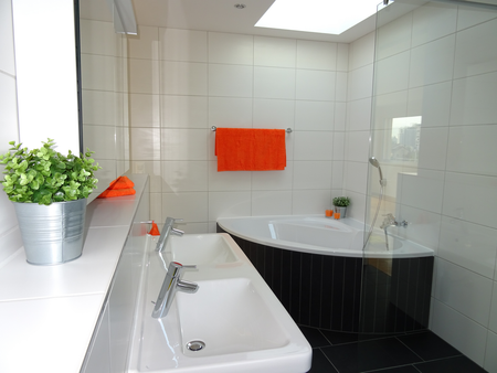 Helle 2.5- bis 3-Zi.Dach-WHG, (65 m2) mit grosser Südwest - Terrasse - Photo 4