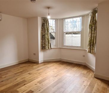 Flat 2, 24 Newmarket Road, Cambridge - Photo 2