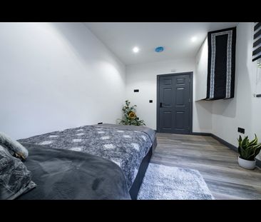 Room in a Shared House, Lentmead Road, BR1 - Photo 1