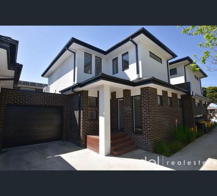 5/17 Menzies Avenue, Dandenong North, Vic 3175 - Photo 1