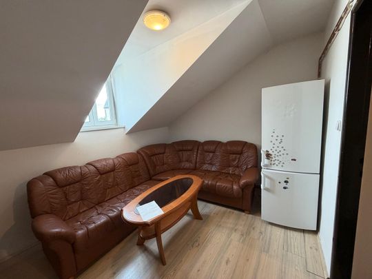 Pronájem bytu 2+kk 42 m², Zenklova - Fotografie 1