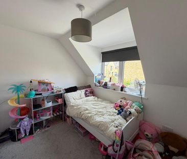 4 bedroom detached house to rent - Photo 4