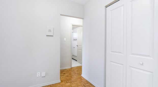 For Lease - 30 Speers Road Unit# 1705, Oakville, Ontario - Photo 1