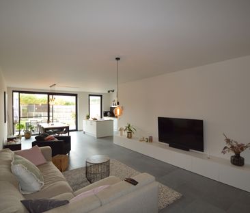 Modern glvl. app. met een bew. opp. van. 99m², te Tielen - Photo 3